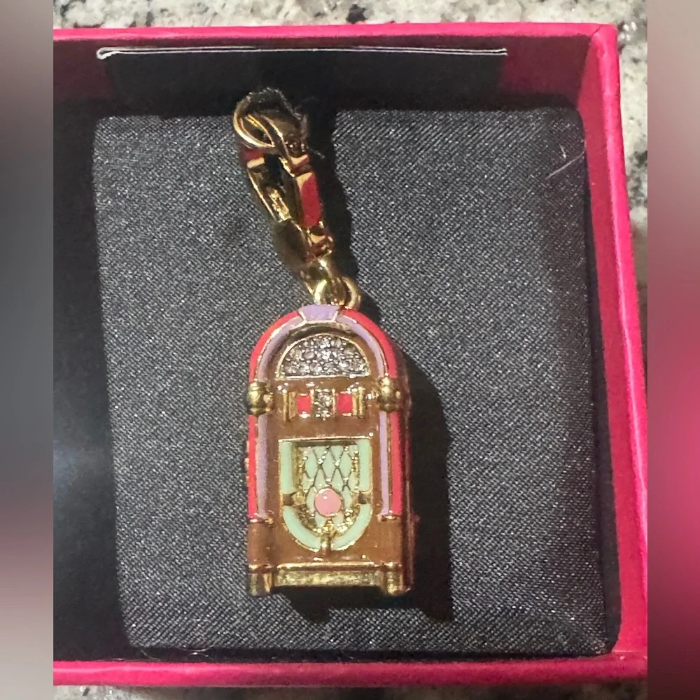 Juicy Couture Jukebox Charm - Picture 2 of 7